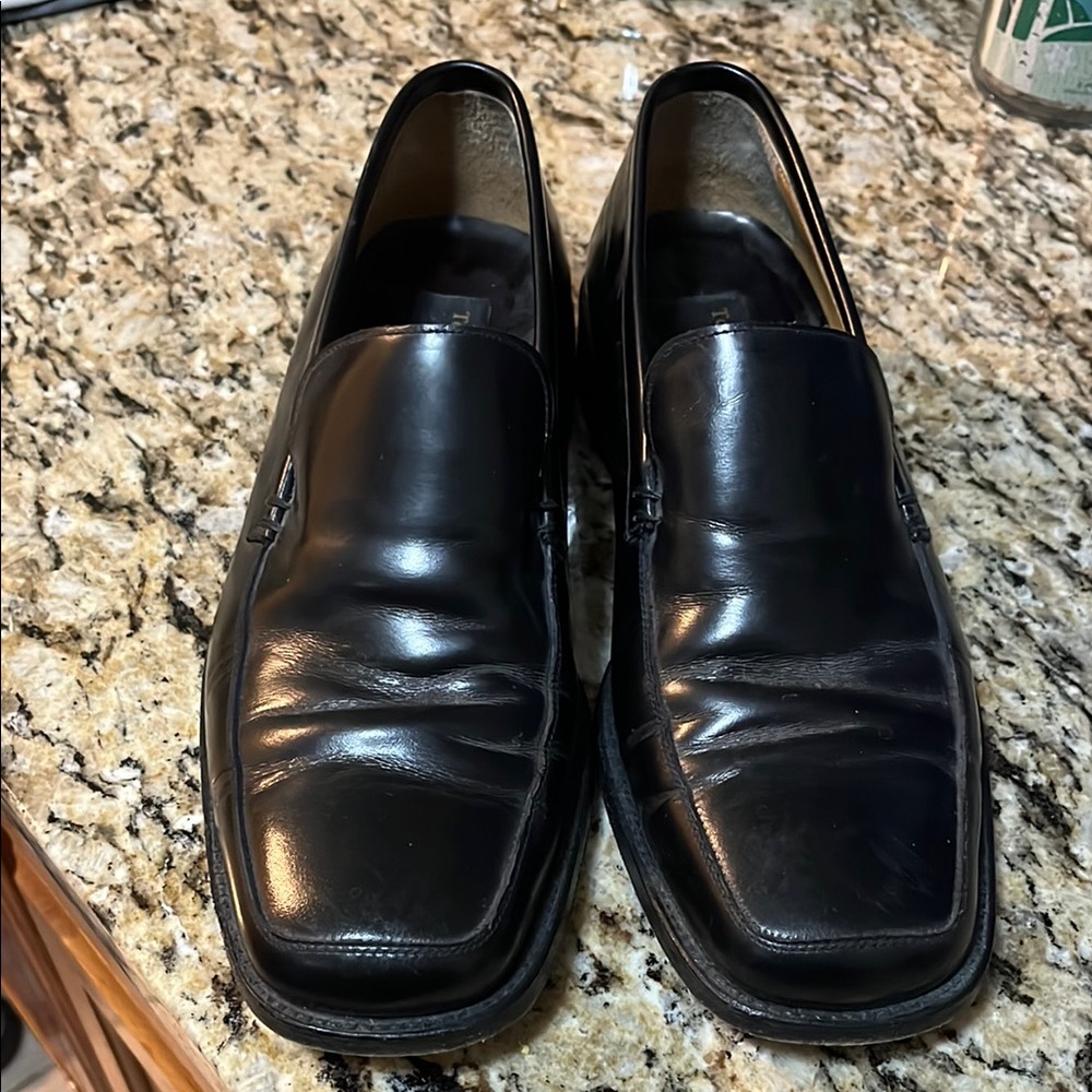 To Boot New York black leather loafers